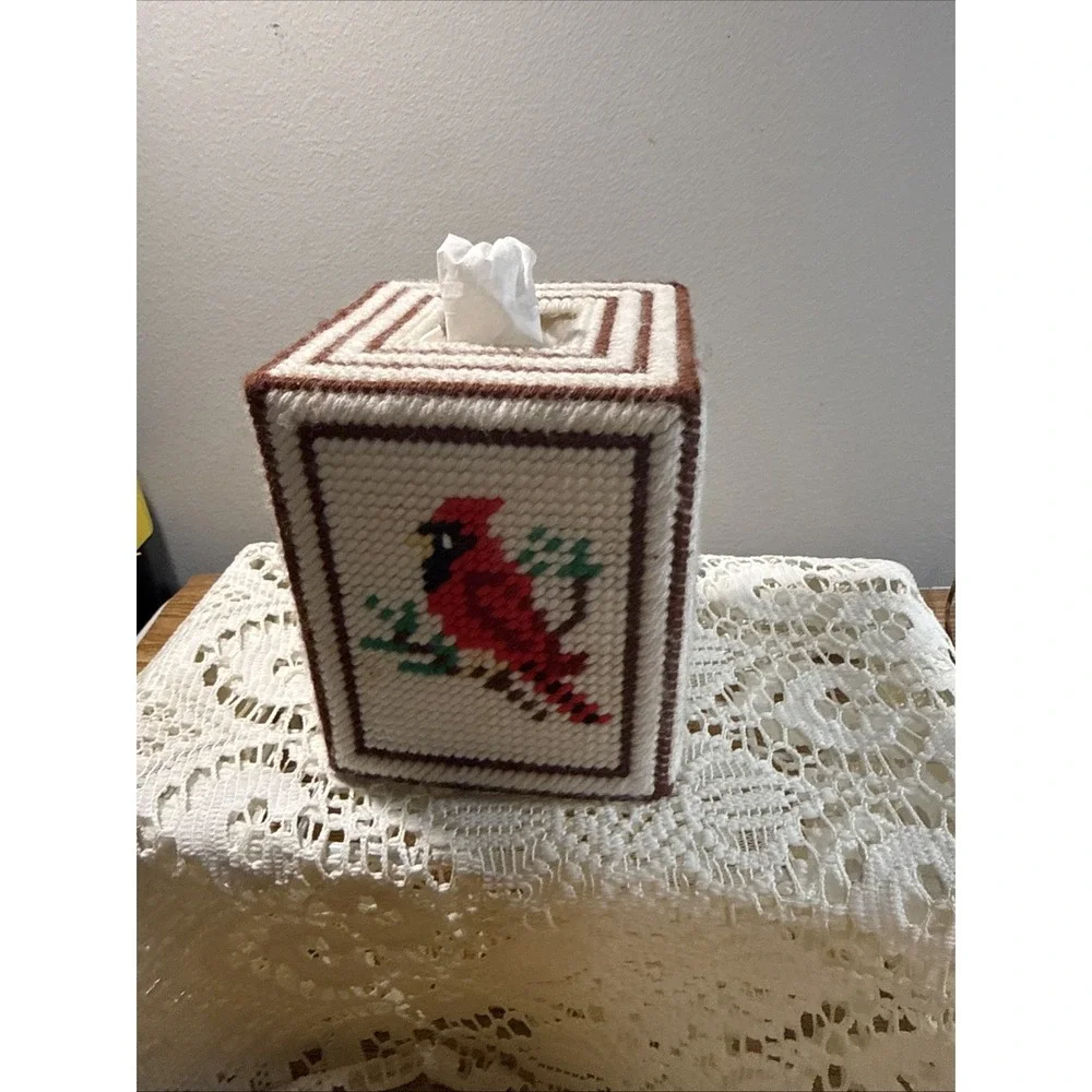 Handmade Plastic Canvas Tissue Box Cover Cardinal
